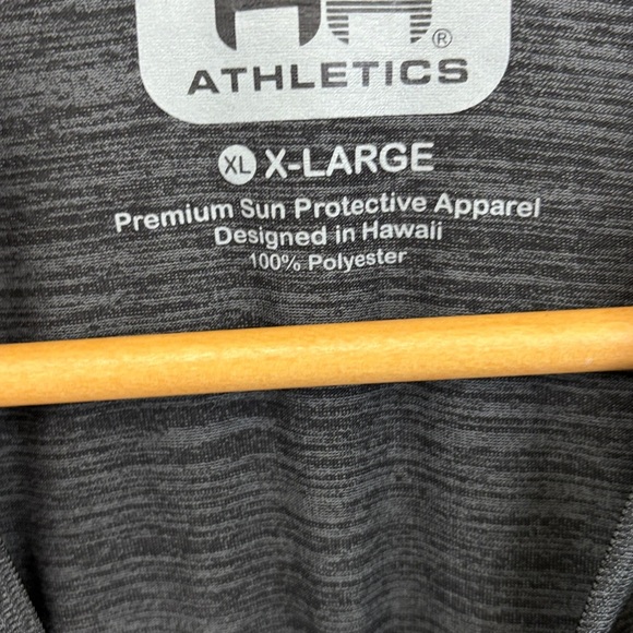 Heathered Gray Short Sleeve Tee with Crew Neck - Picture 3 of 3